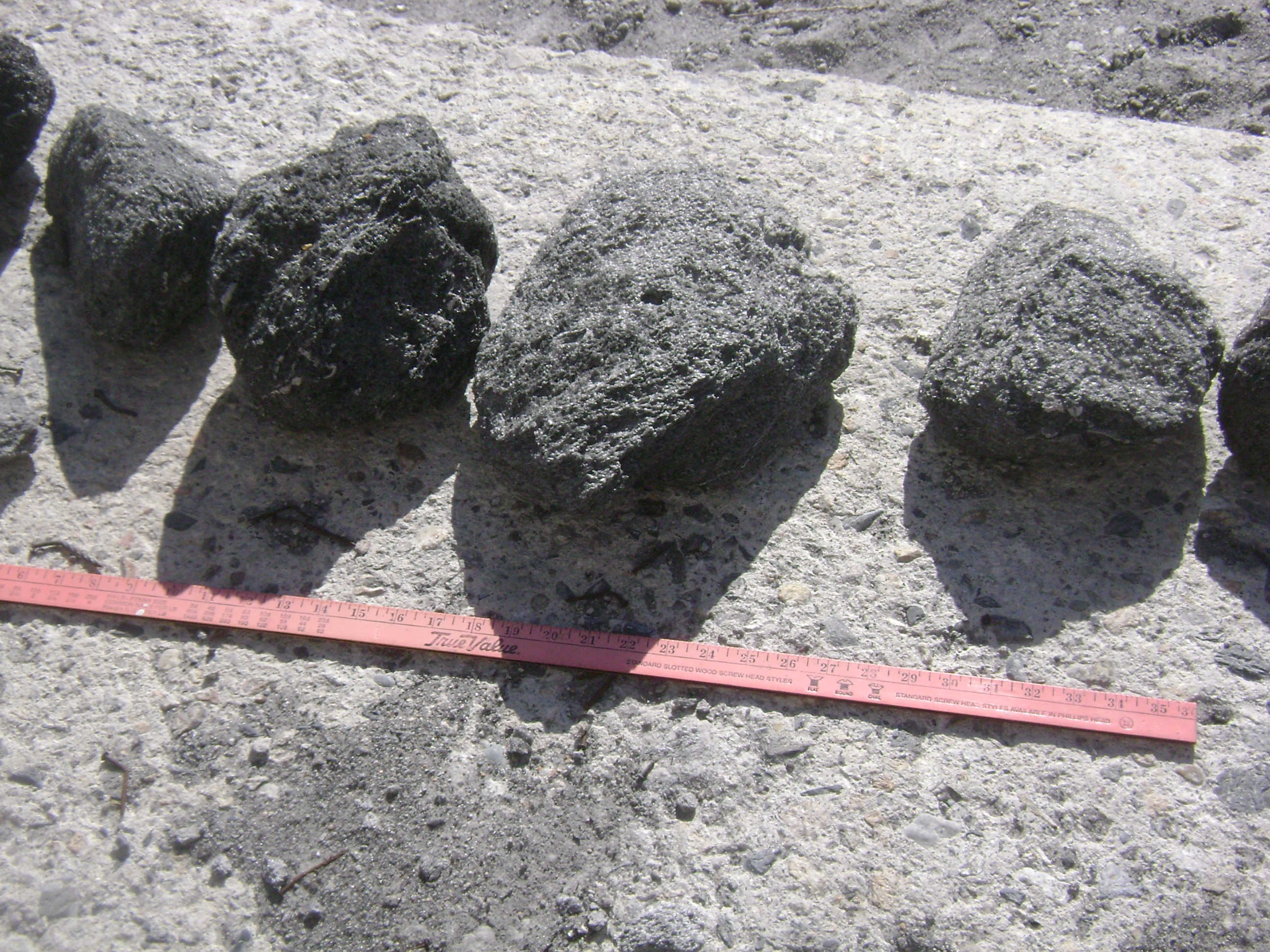 Small Charcoal Boulders (FR-6)